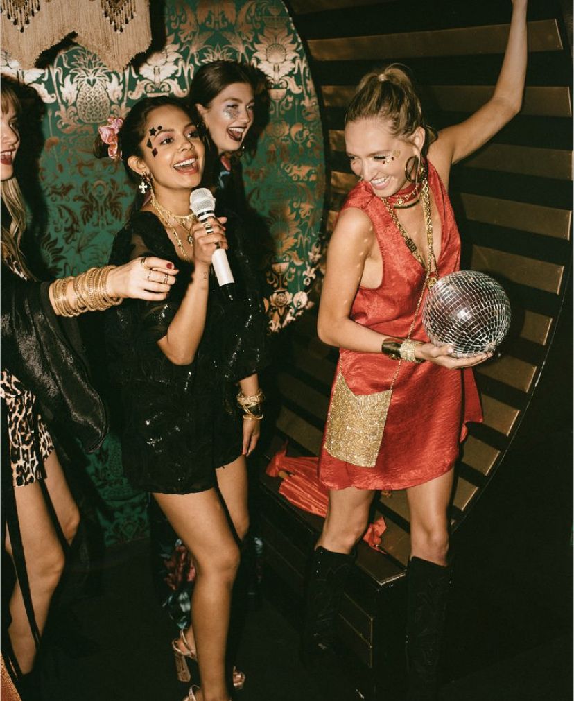 Soirée animée au micro au bar d'ambiance à Bordeaux